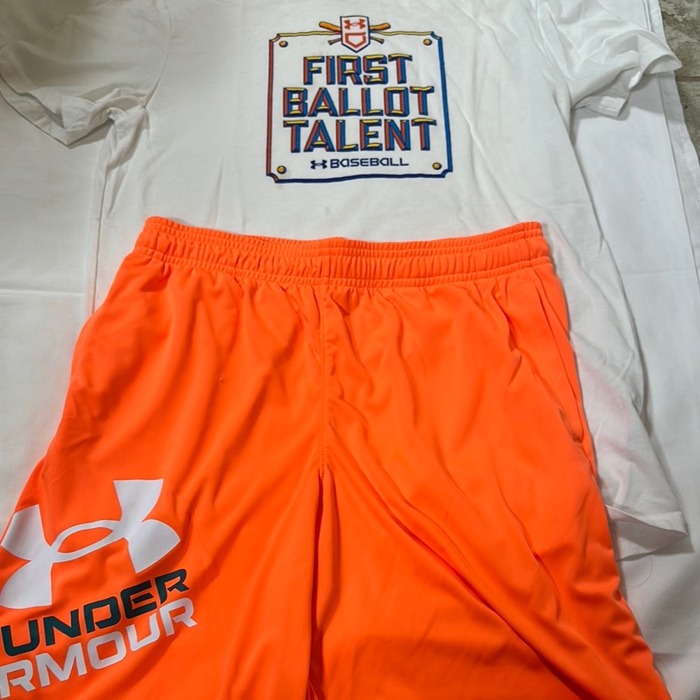 Under Armour Orange Athletic Shorts Lightweight Elastic Waist with white shirt